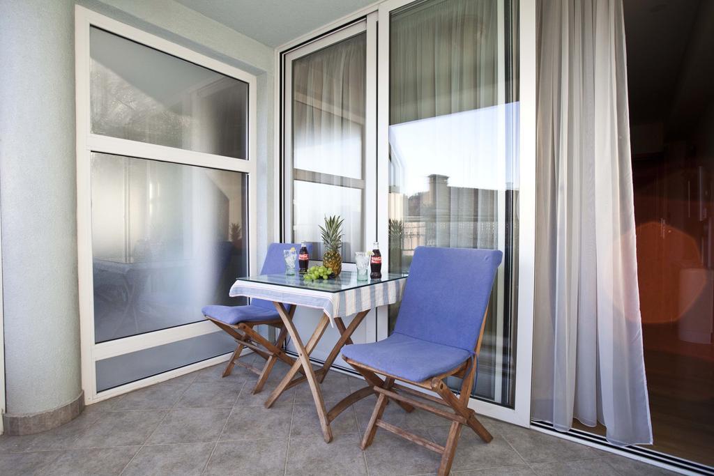 Studio Apartmani Bijeli Delfin 비오그라드나모루 객실 사진
